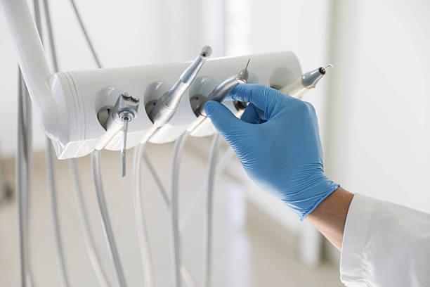 Professional Emergency Dentist technician working in Emporia, KS